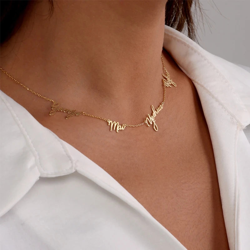 L'Ort et Lien Engraved Necklace